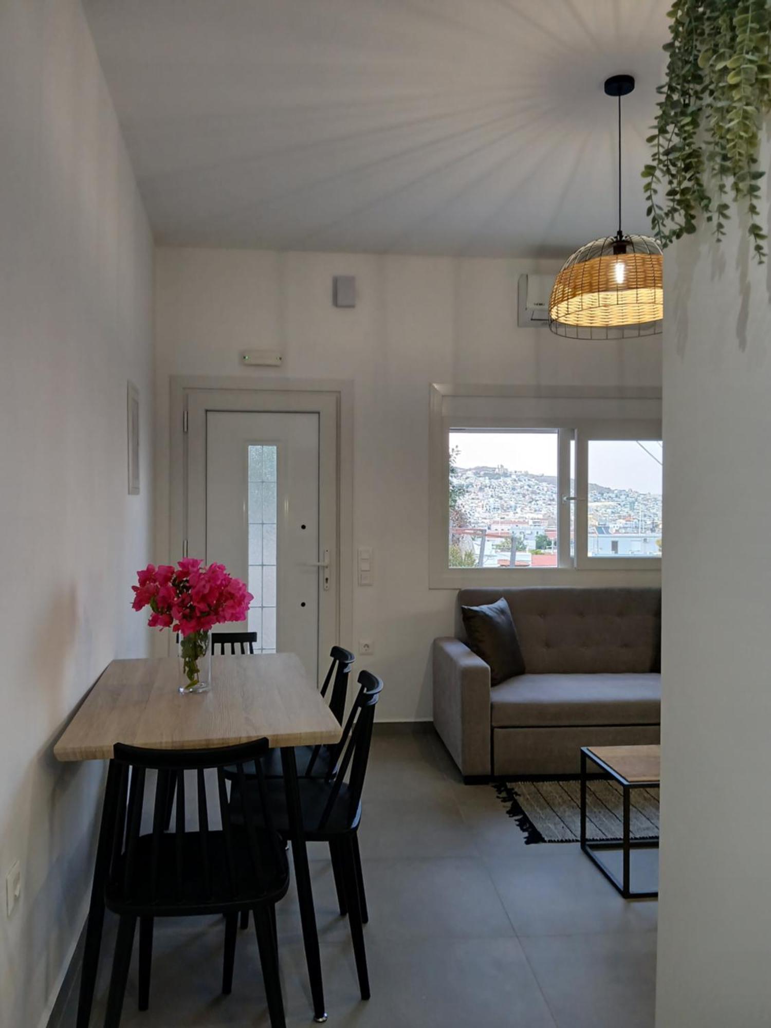 Panorama Apartment Ermoupoli Exteriör bild