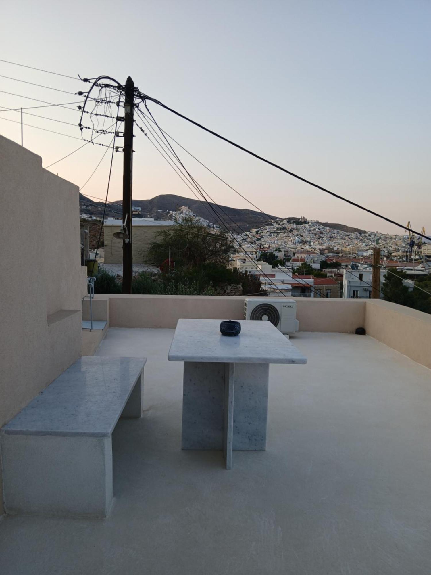 Panorama Apartment Ermoupoli Exteriör bild